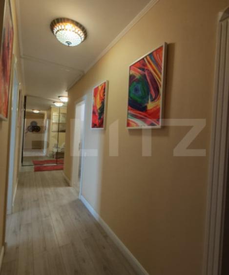 Apartament cu 3 camere decomandat în Central