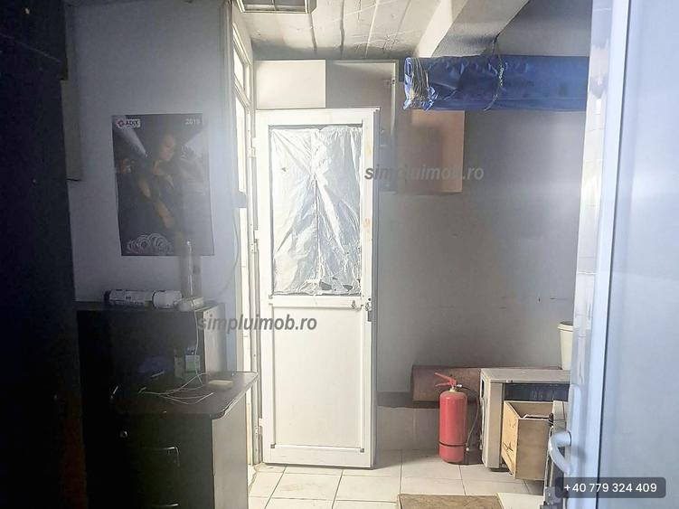 Casă individuală cu 9 camere cu Canalizare în Ferentari