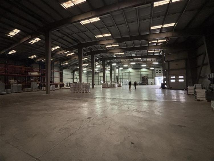 Spațiu industrial, de 4,125 mp, în Chiajna
