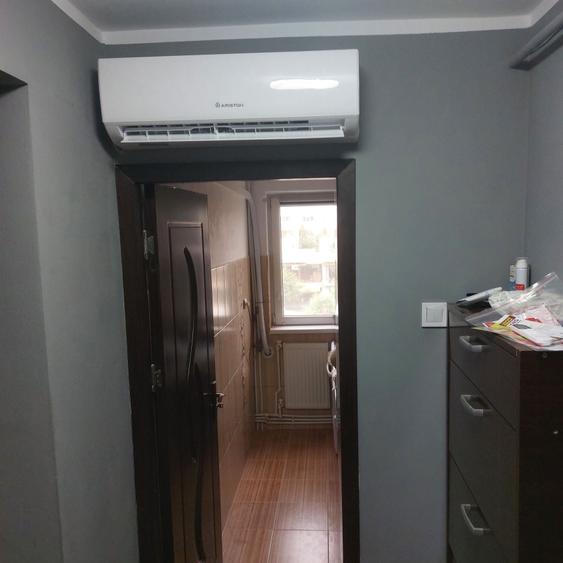 Apartament cu 3 camere decomandat în Sud
