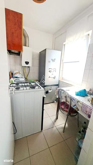 Garsonieră în Est