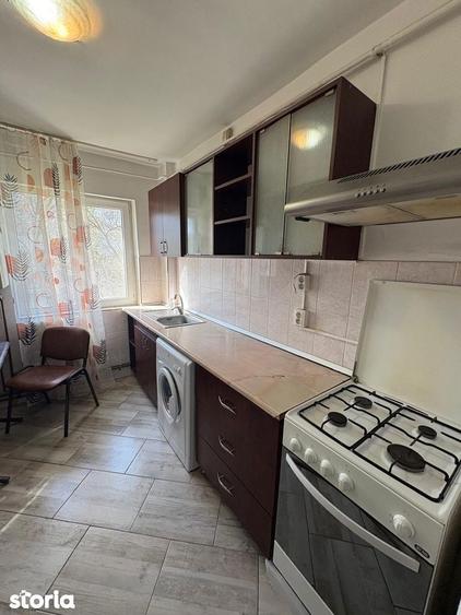 Apartament cu 2 camere în Podu Roș
