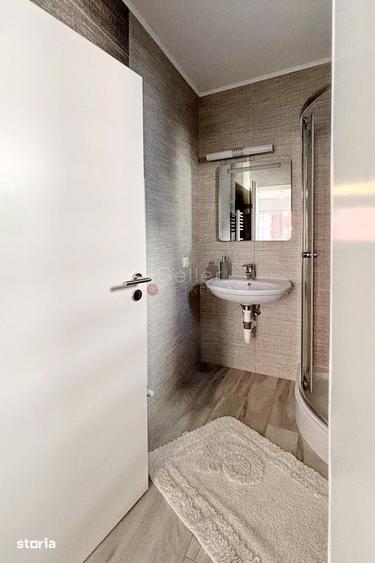 Apartament cu 3 camere, mobilat în Tractorul
