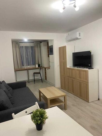 Apartament cu 2 camere decomandat în Cățelu