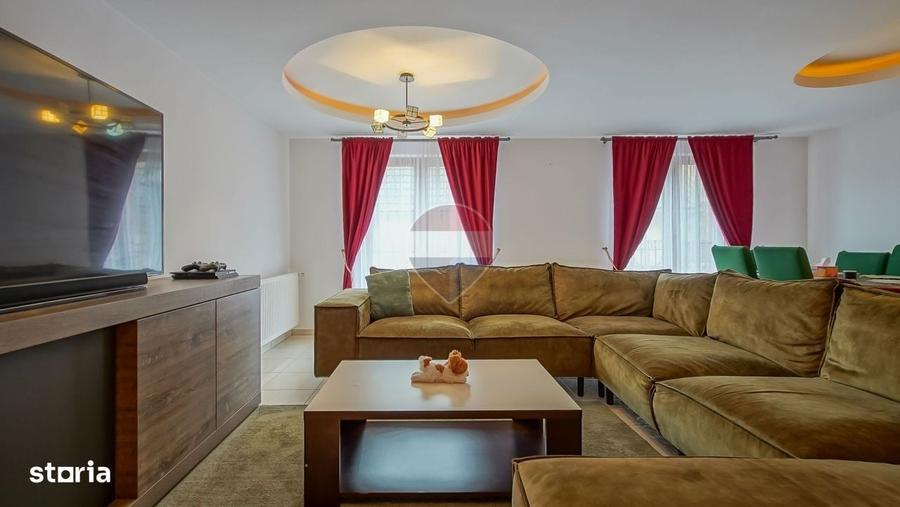 Casă cu 4 camere cu Teren 300 Mp în Central