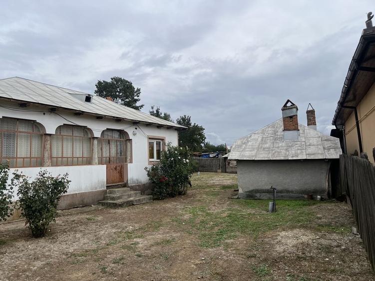 Casă cu 2 camere în Izvoru