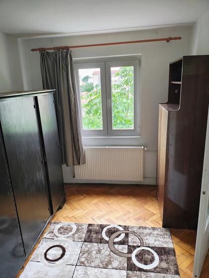 Apartament cu 2 camere semidecomandat în P-ța Doina