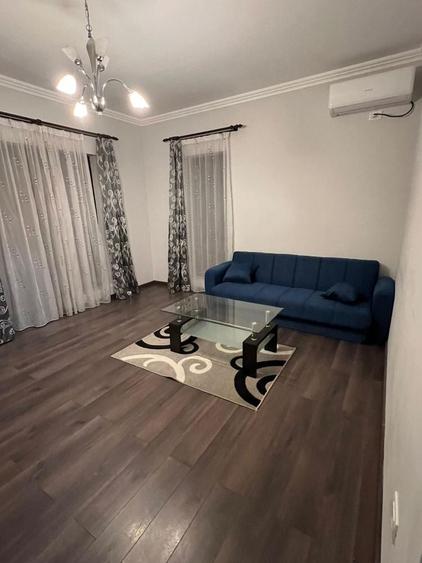 Apartament cu 2 camere decomandat în Dumbrăvița