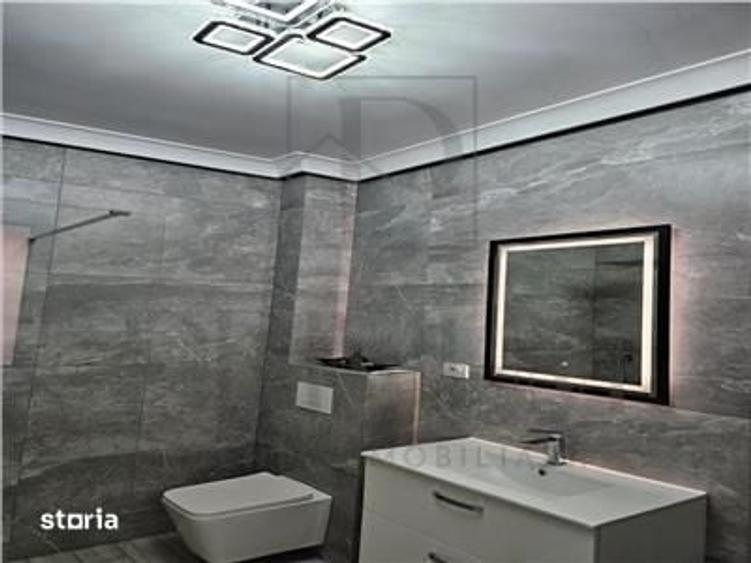 Casă cu 5 camere cu Teren 350 Mp în Central