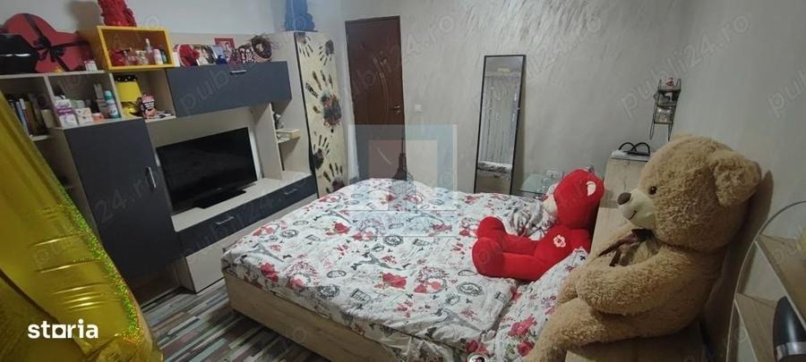 Apartament cu 3 camere decomandat în Uzina 2