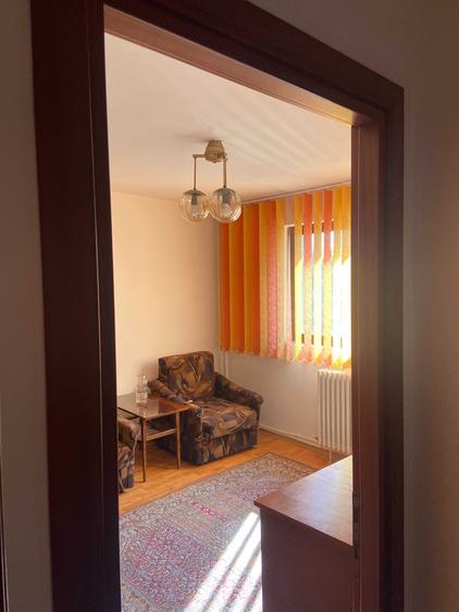 Apartament cu 2 camere decomandat în Grigorescu