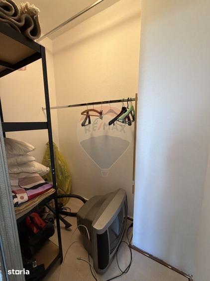 Apartament cu 3 camere decomandat în Bordei