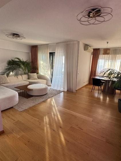 Apartament cu 3 camere decomandat, mobilat în Aviației