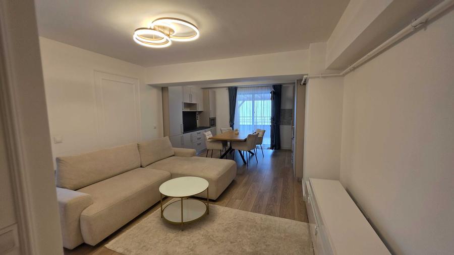Apartament cu 2 camere semidecomandat în Chinteni