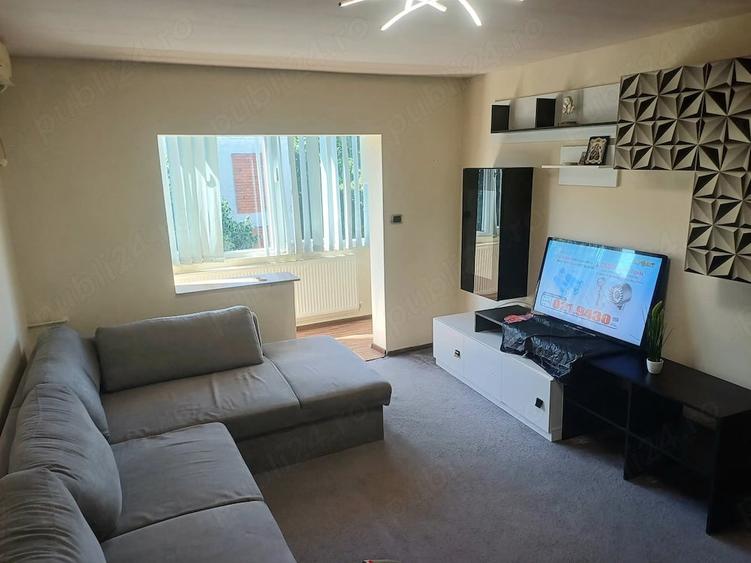 Apartament cu 2 camere semidecomandat în Aradului
