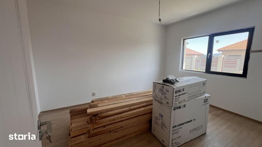Casă cu 3 camere cu Teren 484 Mp în Prejmer
