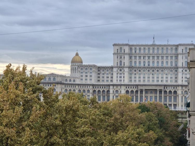 Apartament cu 2 camere decomandat în Unirii