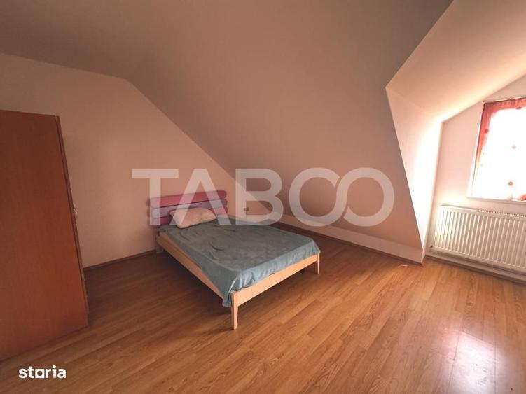 Apartament cu 4 camere decomandat în Vasile Aaron