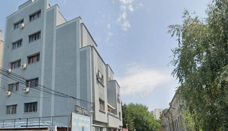 Apartament cu 4 camere, mobilat în Universitate