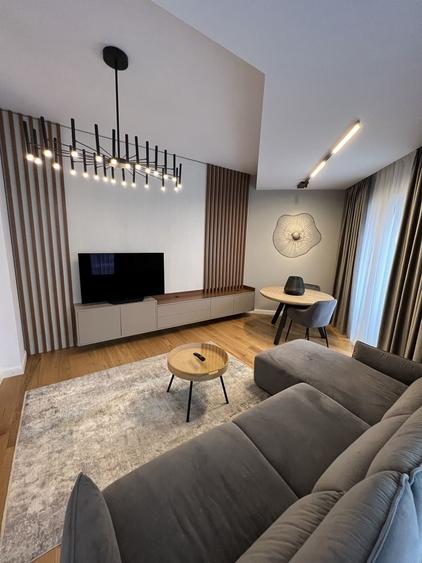 Apartament cu 2 camere decomandat în Herăstrău