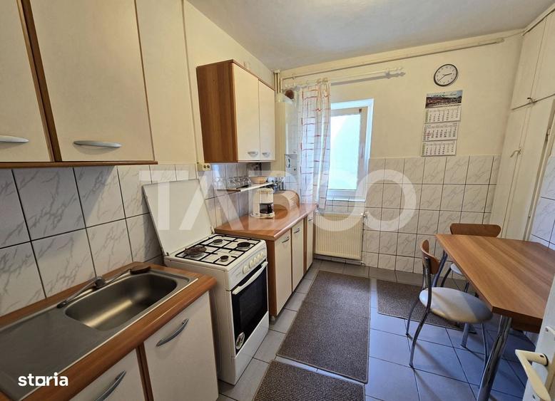 Apartament cu 3 camere decomandat în Terezian