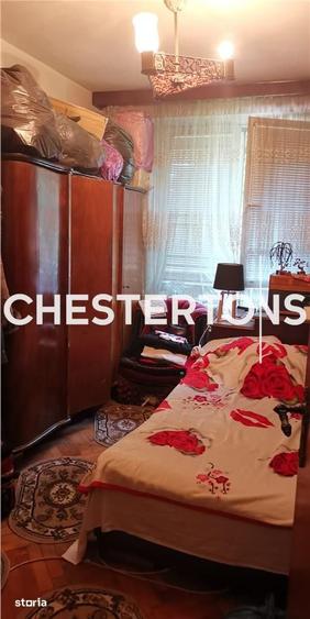 Apartament cu 3 camere în Tineretului