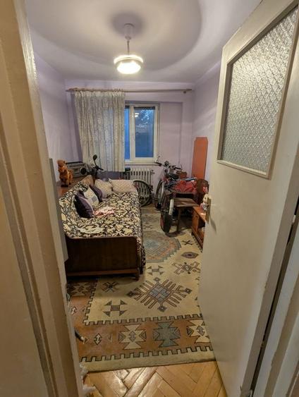 Apartament cu 3 camere decomandat în Nicolae Bălcescu