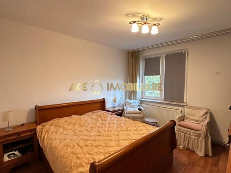 Apartament cu 2 camere decomandat, mobilat în Universitate