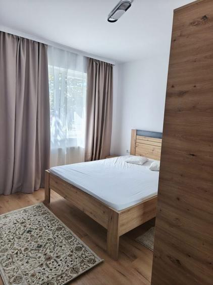 Apartament cu 2 camere decomandat în Noua