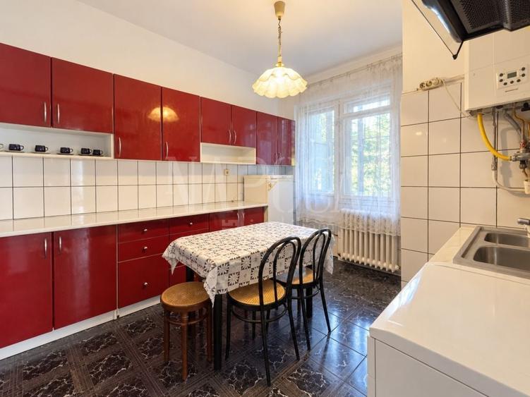 Apartament cu 3 camere semidecomandat în Grigorescu