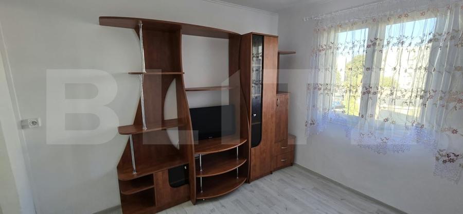 Garsonieră decomandată în Soarelui