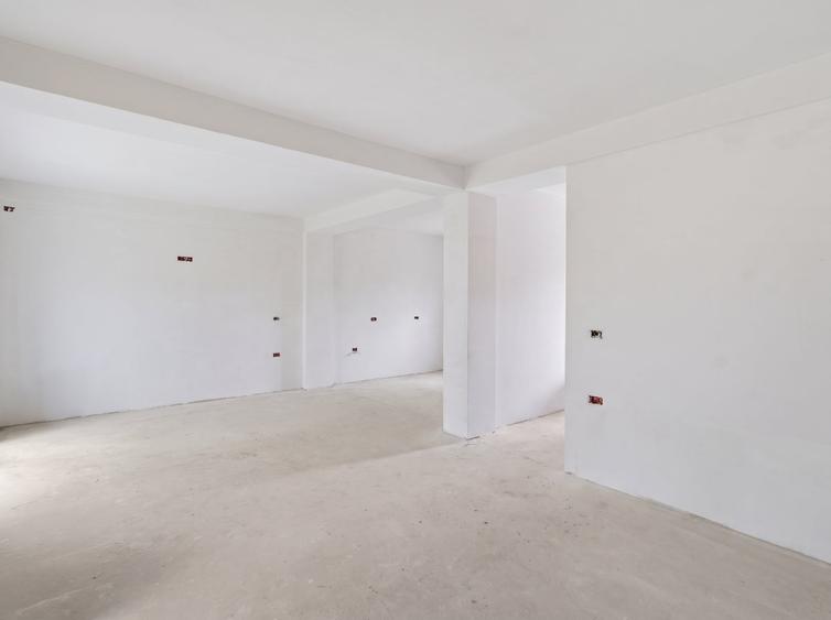 Duplex cu 5 camere cu Canalizare în Kamsas
