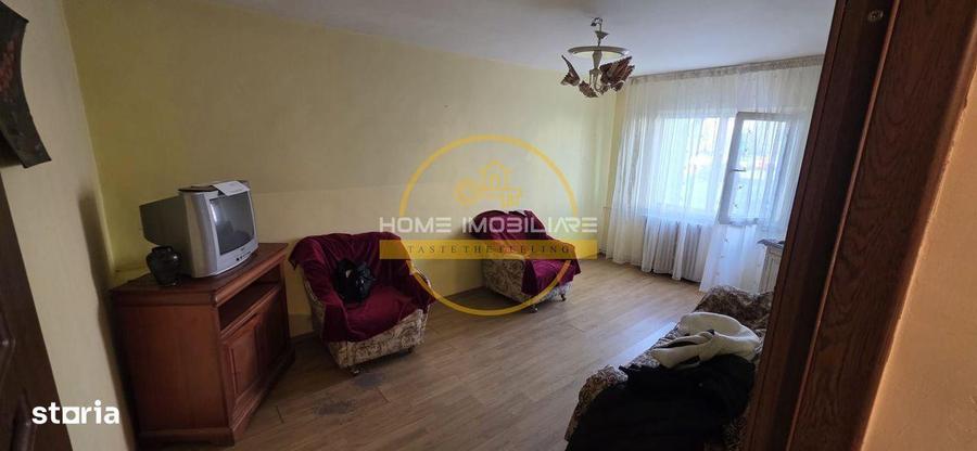 Apartament cu 3 camere decomandat în Dacia