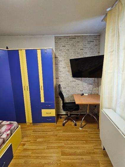 Apartament cu 2 camere decomandat în Drumul Taberei