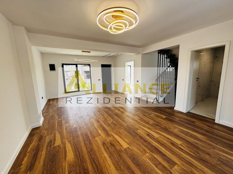 Casă individuală cu 5 camere cu Canalizare în Berceni