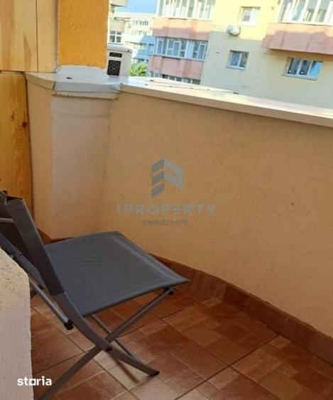 Apartament cu 3 camere decomandat în Nerva Traian