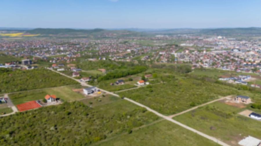 Casă cu Teren 1020 Mp în Central