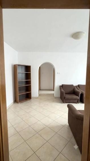 Apartament cu 2 camere semidecomandat în Nord