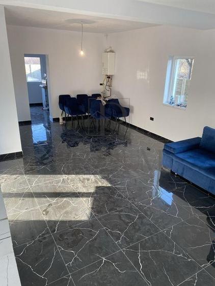 Duplex cu 4 camere cu Canalizare în Bucovăț (Remetea Mare)