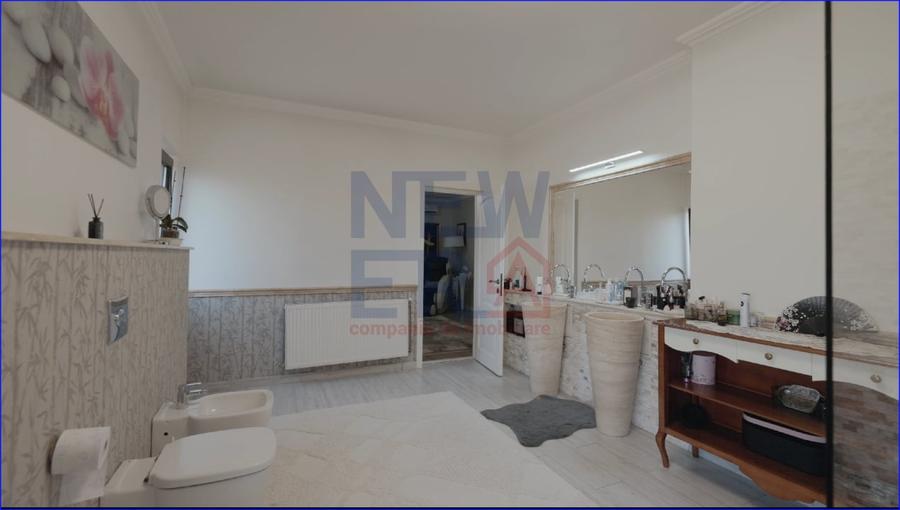 Casă individuală cu 6 camere cu Piscina în Voluntari