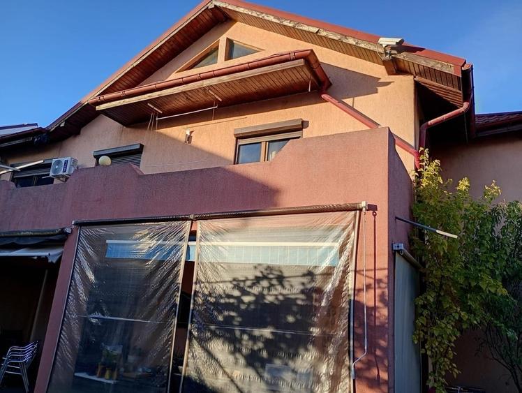 Casă cu 5 camere cu Teren 475 Mp în Pantelimon