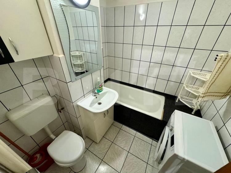 Apartament cu 2 camere decomandat, mobilat în Rogerius