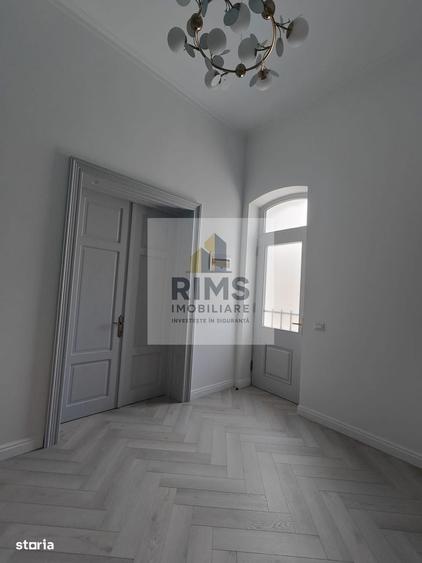 Casă cu 4 camere cu Teren 268.22 Mp în Ultracentral