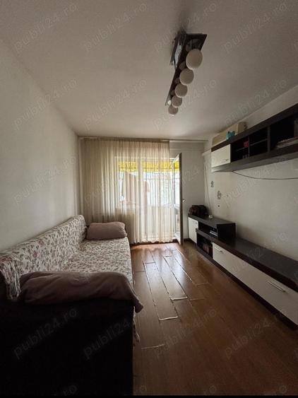 Apartament cu 2 camere decomandat în Ghiroda