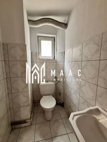 Casă individuală cu 12 camere cu Canalizare în Central