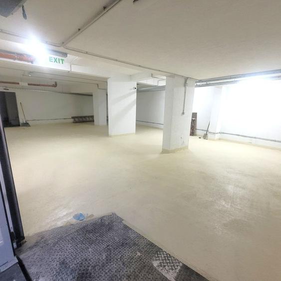 Apartament cu 3 camere decomandat, mobilat în Aviației