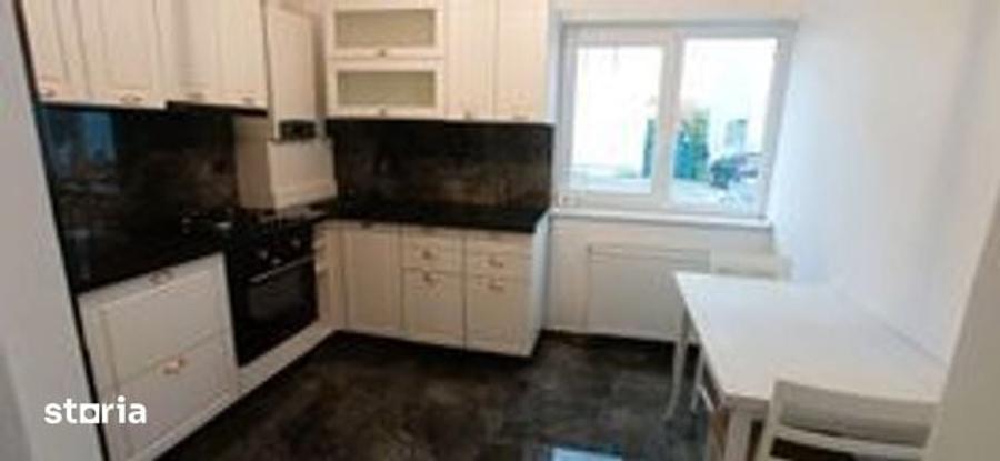 Apartament la vila, 3 camere+bucatarie si curte 100 mp - 2