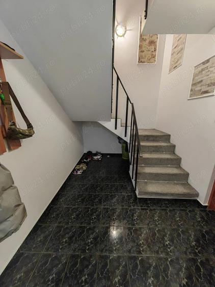Casă cu Teren 200 Mp în Central