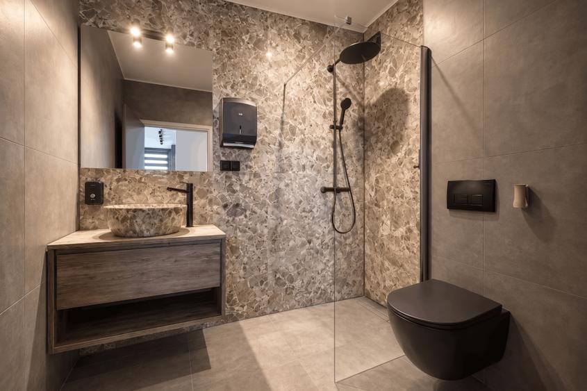 Apartament cu 3 camere decomandat în Torontalului