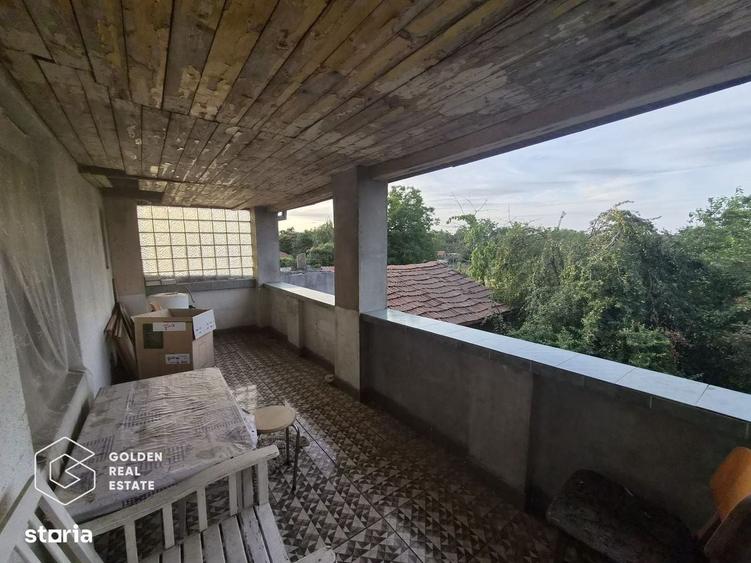 Casă cu 4 camere în Sud